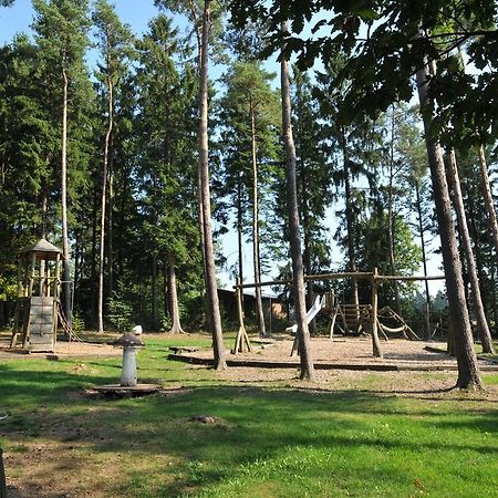 Village De Vacances De Vencimont Vonêche Eksteriør bilde