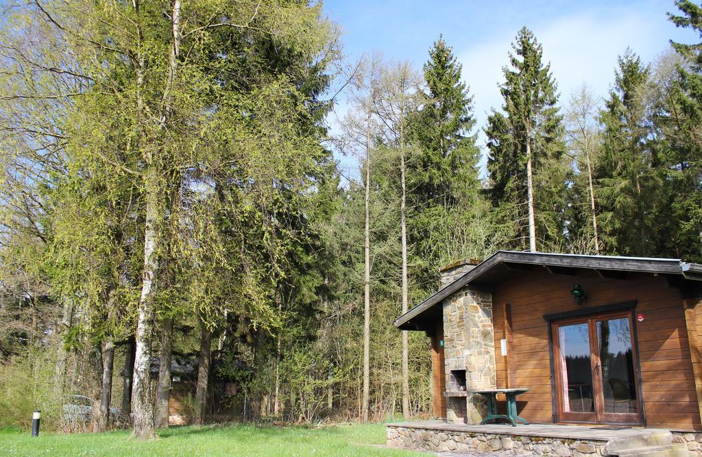 Village De Vacances De Vencimont Vonêche Eksteriør bilde