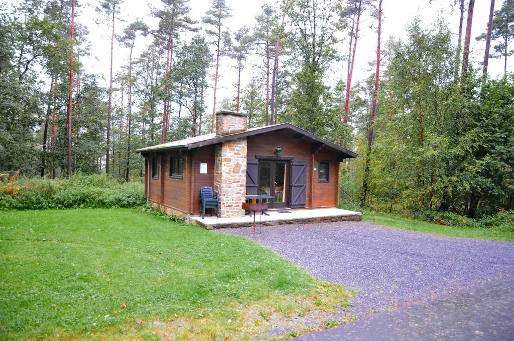 Village De Vacances De Vencimont Vonêche Eksteriør bilde