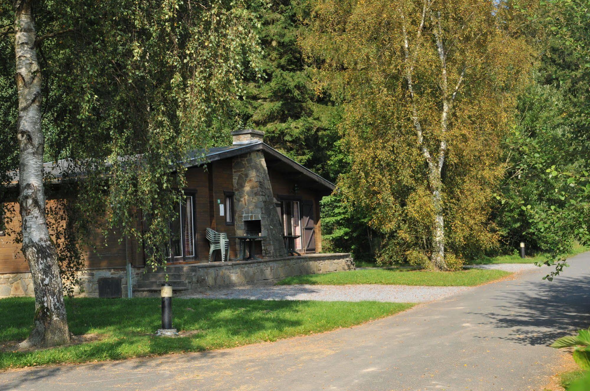 Village De Vacances De Vencimont Vonêche Eksteriør bilde